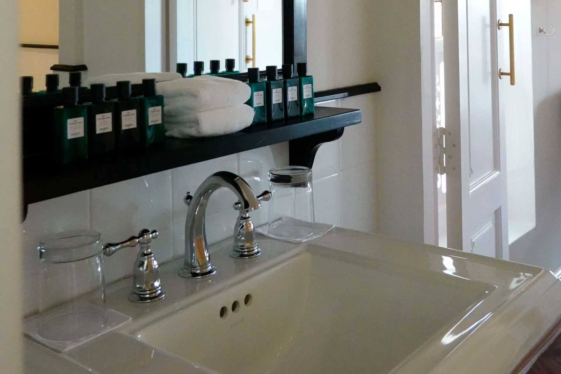 sela-accommodations-deluxe-03