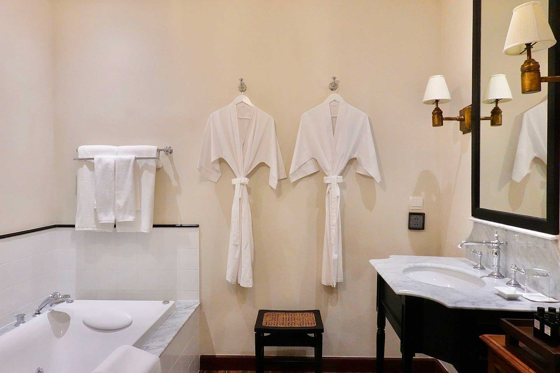 sela-accommodations-suite-04